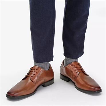 CLARKS MENS SHOE - DARK TAN